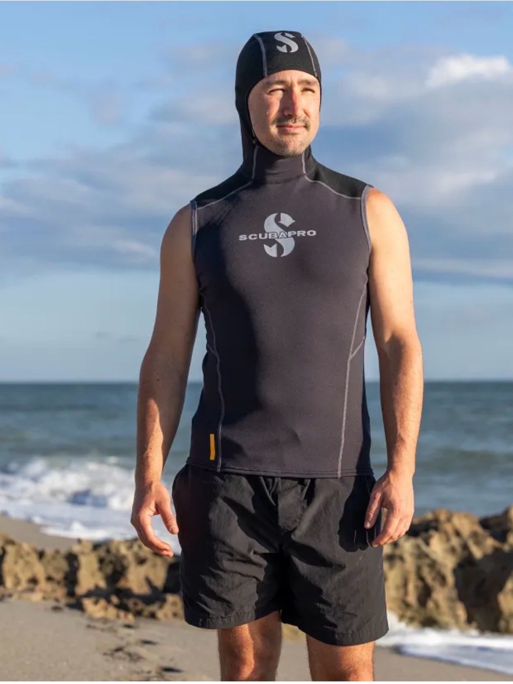 SCUBAPRO Hybrid Hooded Vest Men’s 2XL 1mm Neoprene Scuba Diving Black